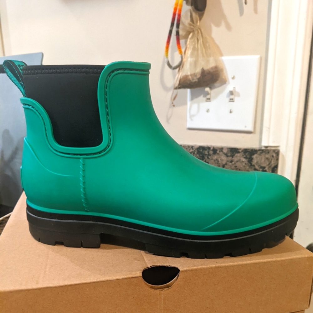 UGG Droplet Rain Boot